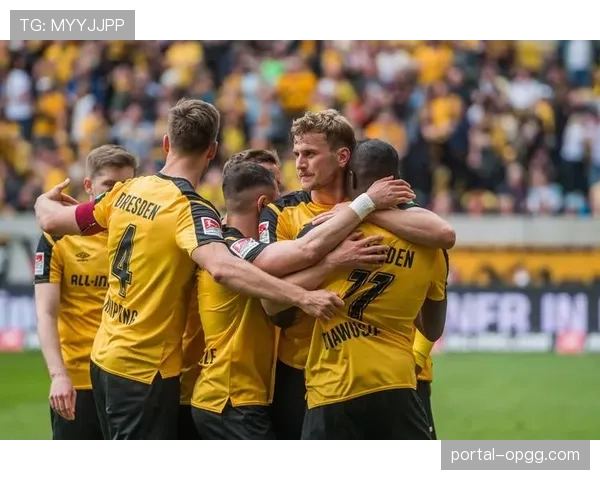 人物特写：乌迪内斯36岁老将佩雷拉，如何适应球队从链式防守到高压逼抢的转变