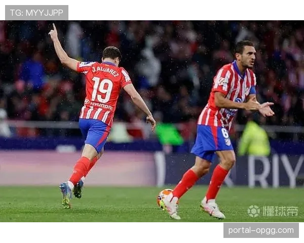 即时:VAR长时间复核后取消马竞点球,维持0-0比分。 即时:VAR长时间复核后取消马竞点球,维持0-0比分。